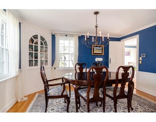 7 Bernard Road Wellesley, MA 02481 - Photo 6 of 25