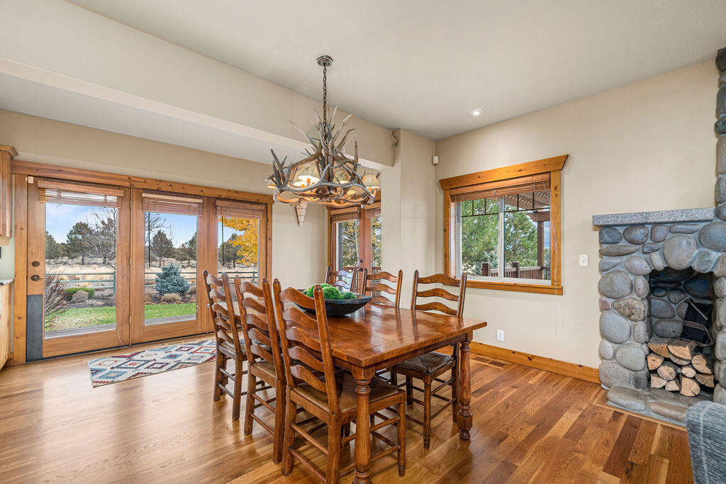 69620 Carlton Road Sisters, OR 97759 - Photo 9 of 50 DSC01153