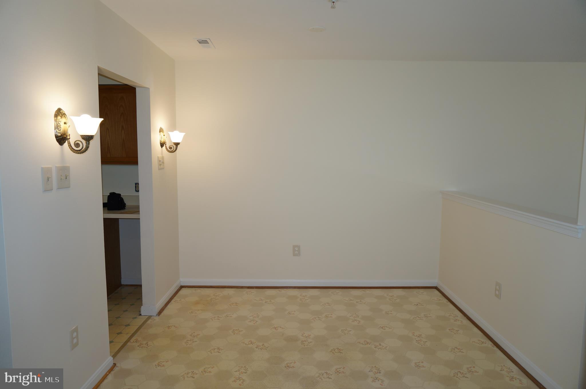 9262 Cherry Lane, Unit 4 Laurel, MD 20708 - Photo 17 of 21 Dining Room