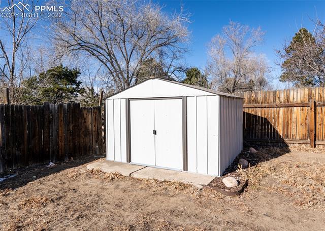 4651 Ridgeglen Road Colorado Springs, CO 80918 - Photo 38 of 43