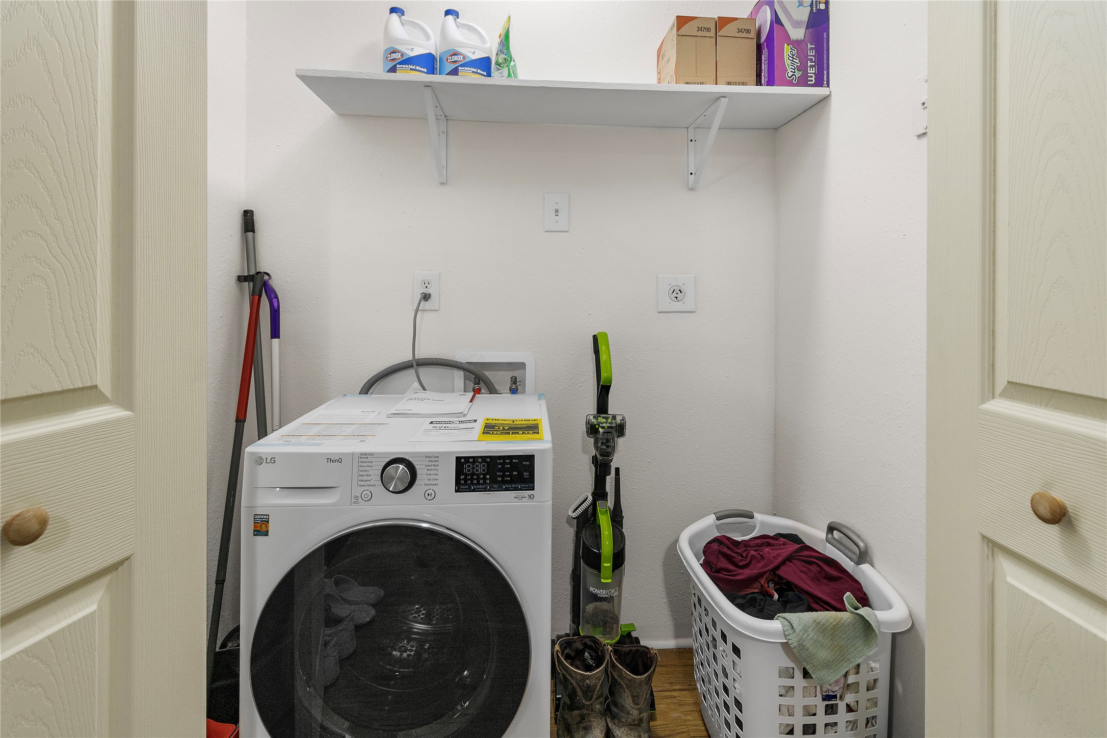 4125 Old Hearne Road Bryan, TX 77803 - Photo 12 of 21 a utility room with dryer and washer