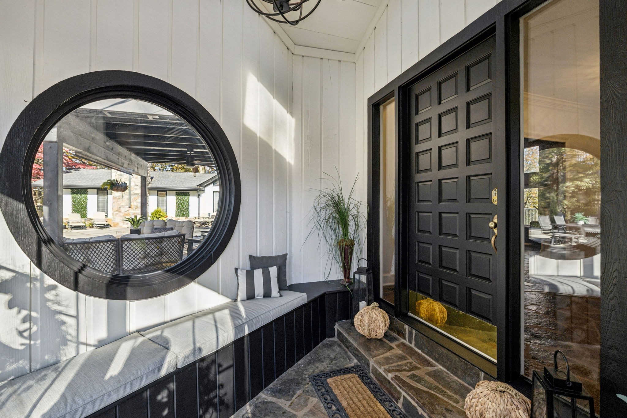 1985 Country View Chapmansboro, TN 37035 - Photo 4 of 88