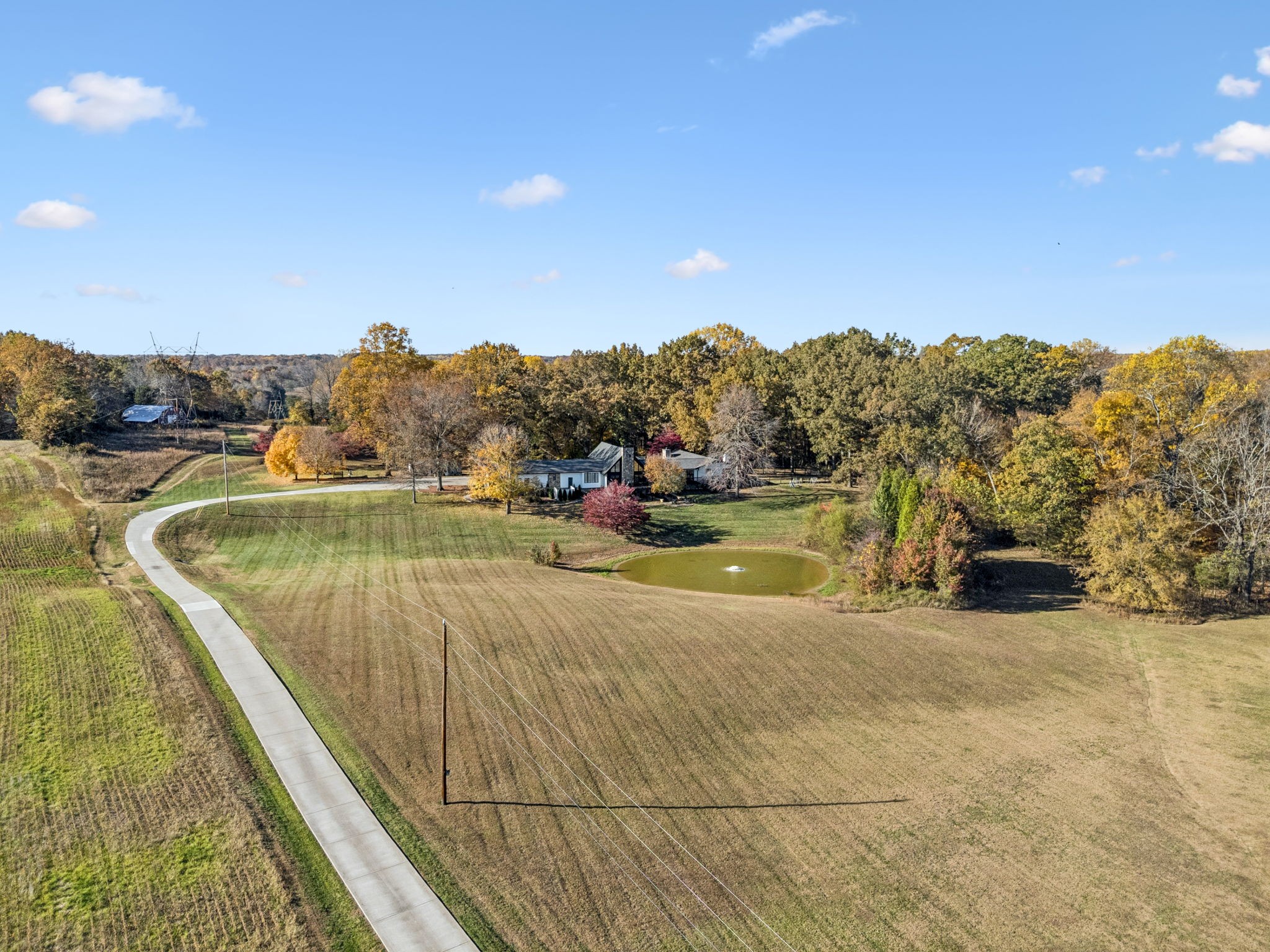 1985 Country View Chapmansboro, TN 37035 - Photo 84 of 88 a view of a swimming pool with an ocean view