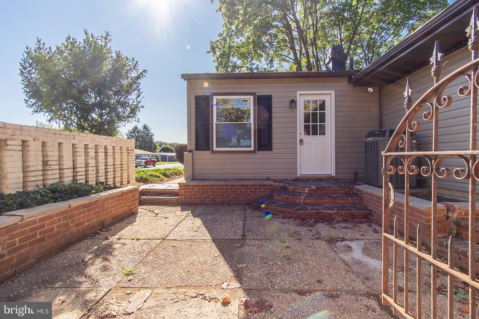 463 Carrollton Drive Frederick, MD 21701 - Photo 5 of 30