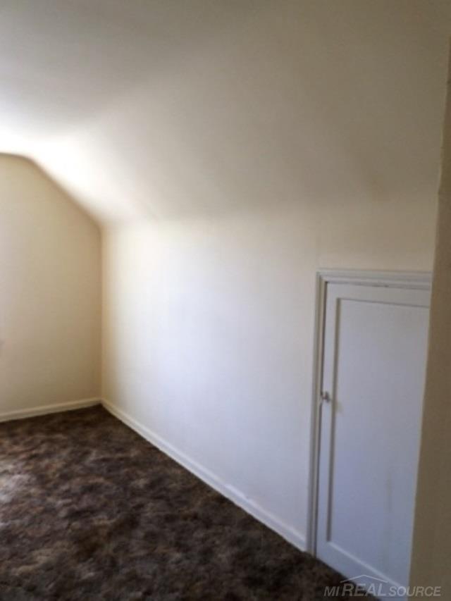 8241 Stephens Road Center Line, MI 48015 - Photo 16 of 19 31350691-15.JPG