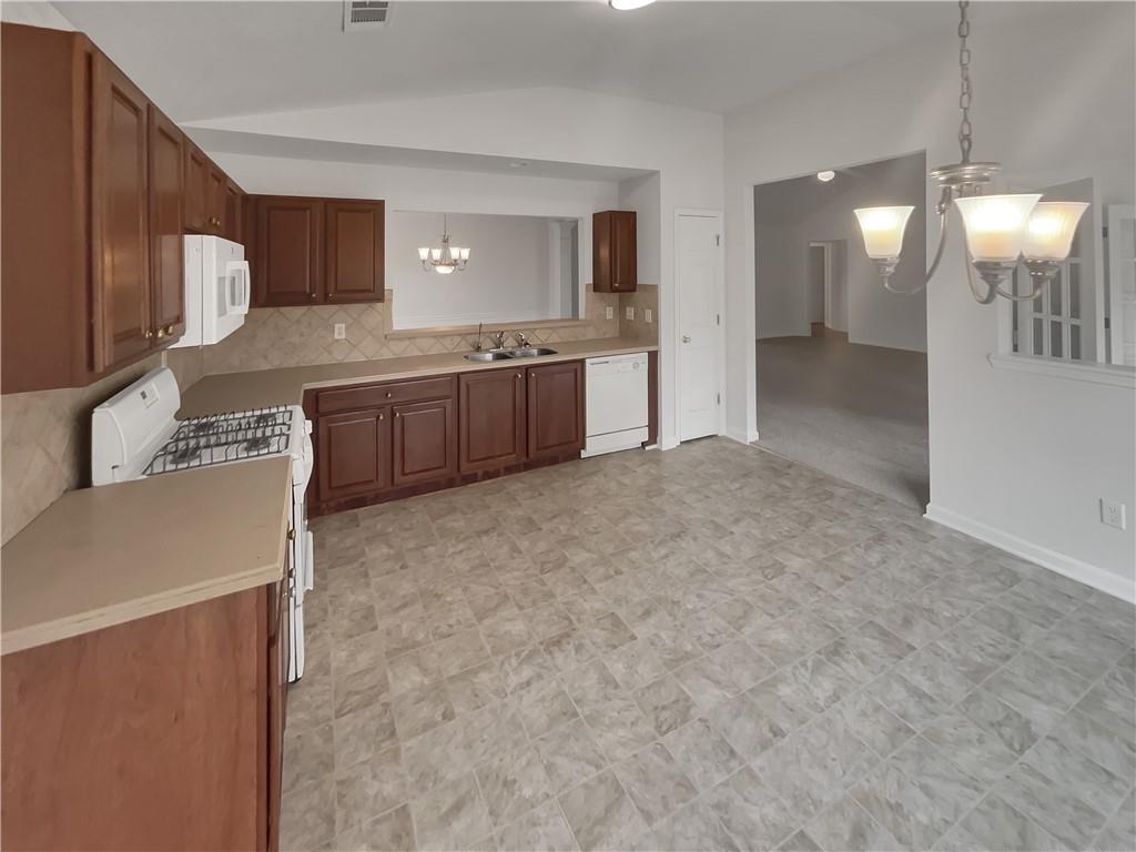 7358 Poppy Way Union City, GA 30291 - Photo 2 of 20