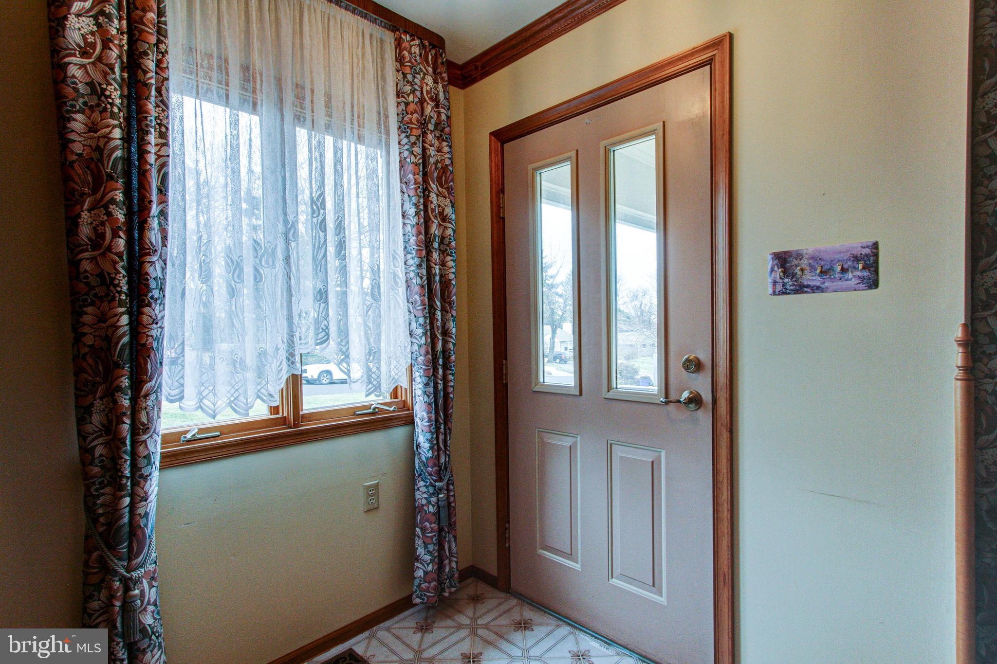 758 Bluebell Road Warminster, PA 18974 - Photo 3 of 43 Foyer