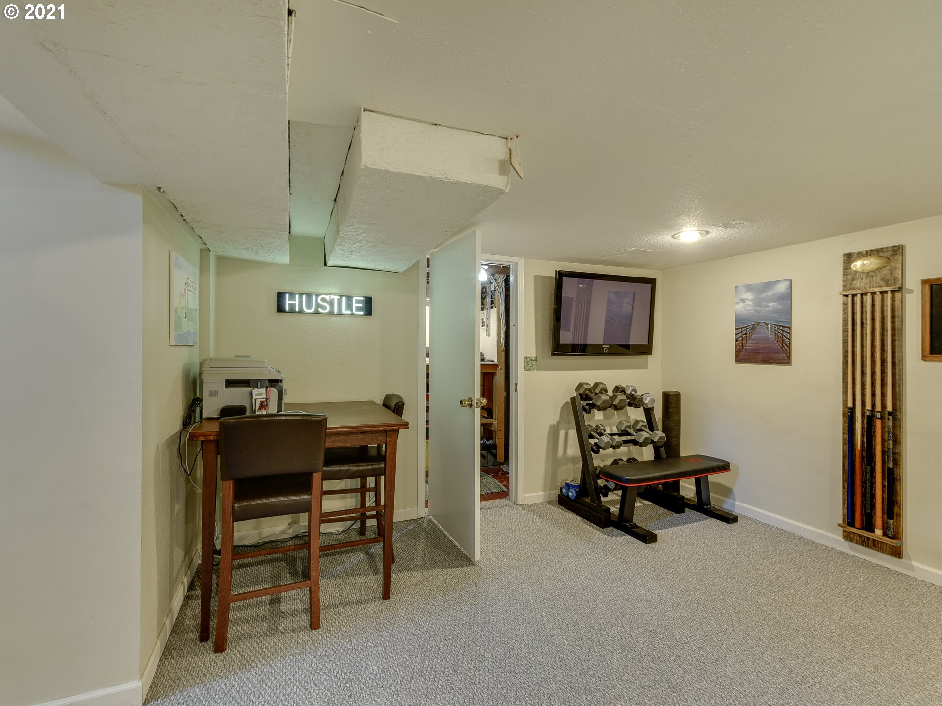 3522 Southwest Canby Street Portland, OR 97219 - Photo 25 of 32 Gallery Image 25