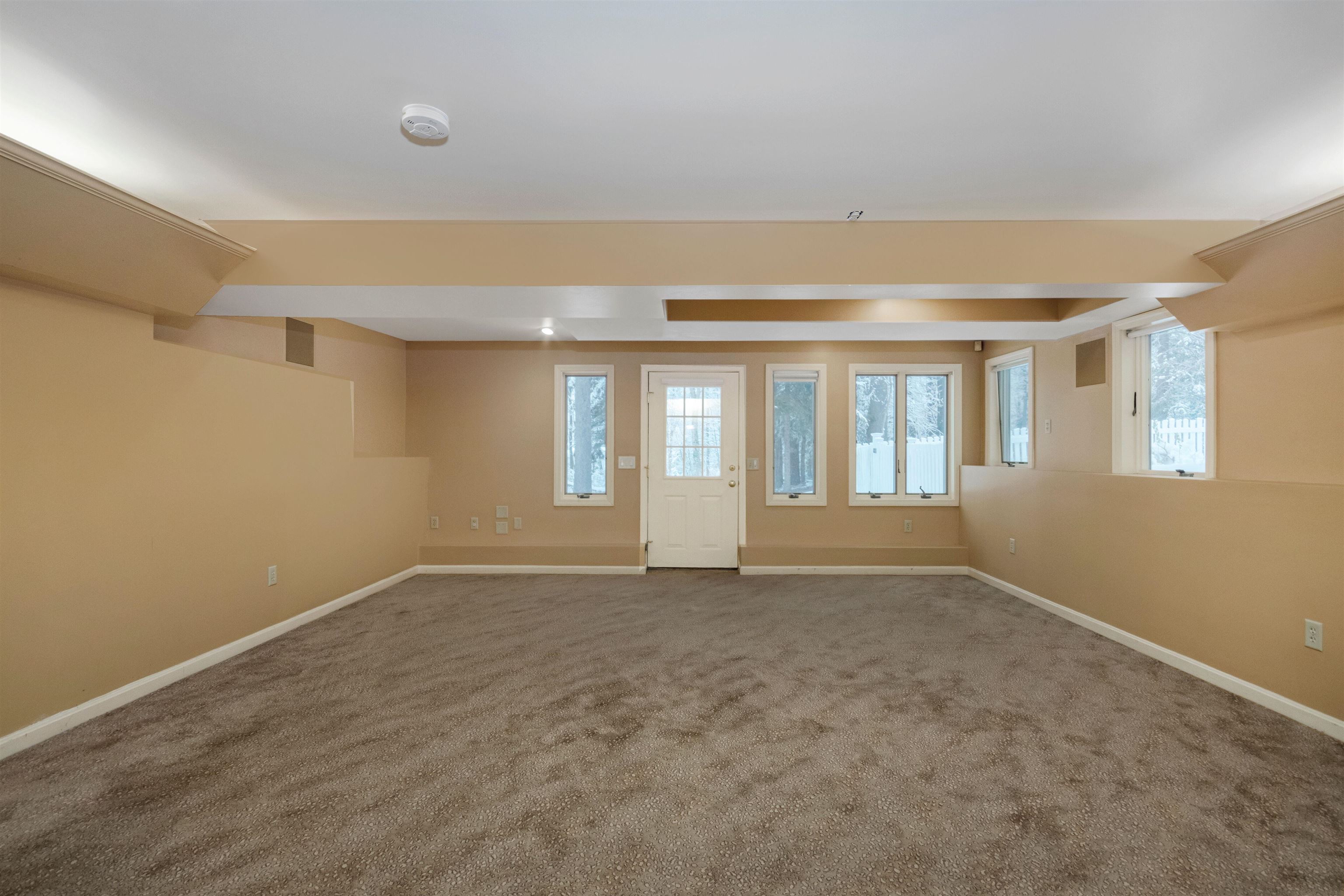 2 Hutchinson Road Merrimack, NH 03054 - Photo 12 of 28 Gallery Image 12