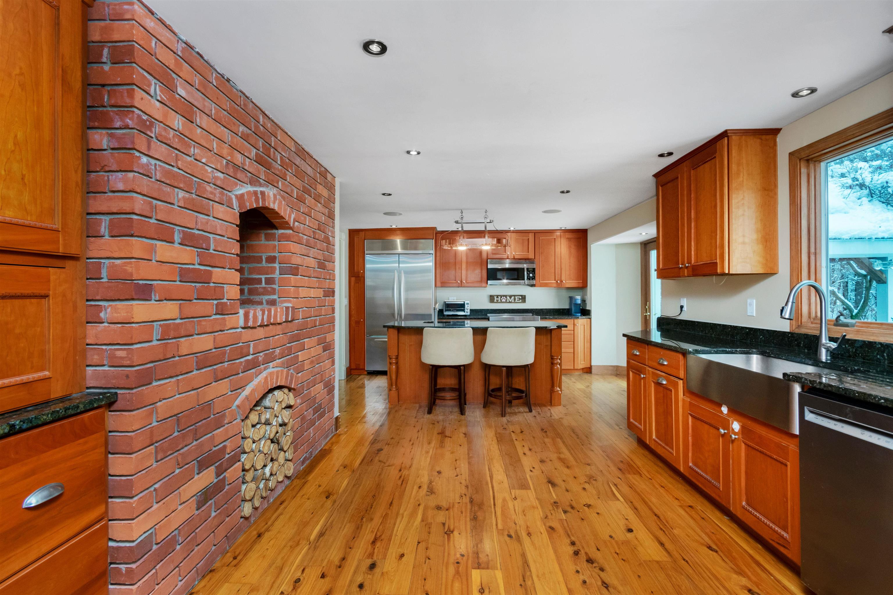 2 Hutchinson Road Merrimack, NH 03054 - Photo 13 of 28 Gallery Image 13