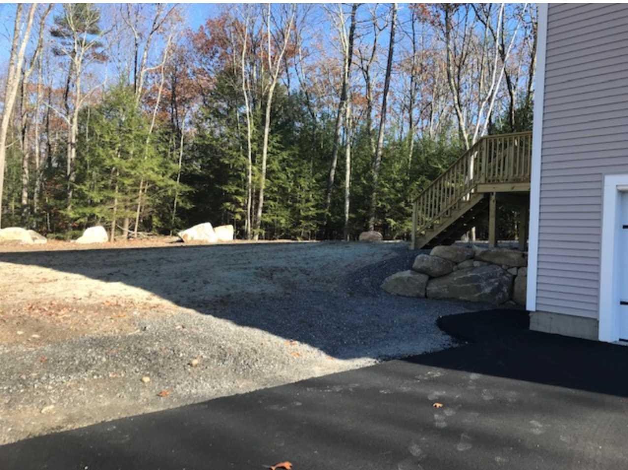 21 Langford Road, Unit 21 Raymond, NH 03077 - Photo 2 of 22