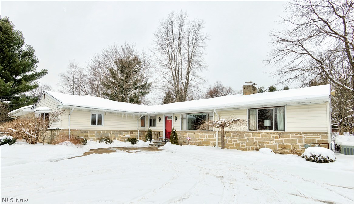 7844 Kinsman Road Novelty, OH 44072 - Photo 2 of 27 Gallery Image 2
