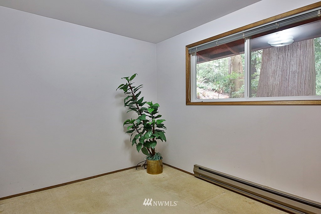 2879 Sunlight Drive Clinton, WA 98236 - Photo 12 of 22 Gallery Image 12