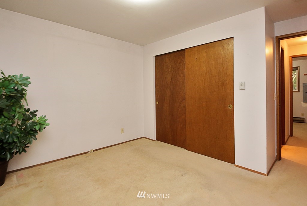 2879 Sunlight Drive Clinton, WA 98236 - Photo 10 of 22 Gallery Image 10