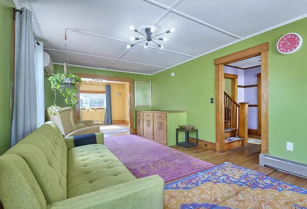 $399,900 | 16 Willow Street, Brattleboro, VT 05301