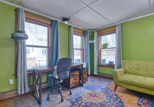 $399,900 | 16 Willow Street, Brattleboro, VT 05301