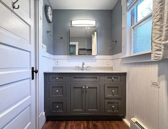 $399,900 | 16 Willow Street, Brattleboro, VT 05301