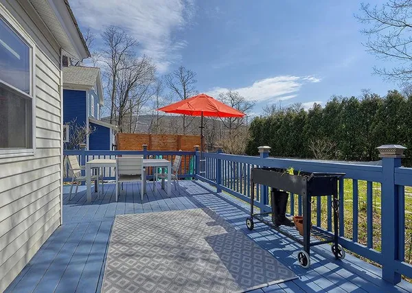 $399,900 | 16 Willow Street, Brattleboro, VT 05301