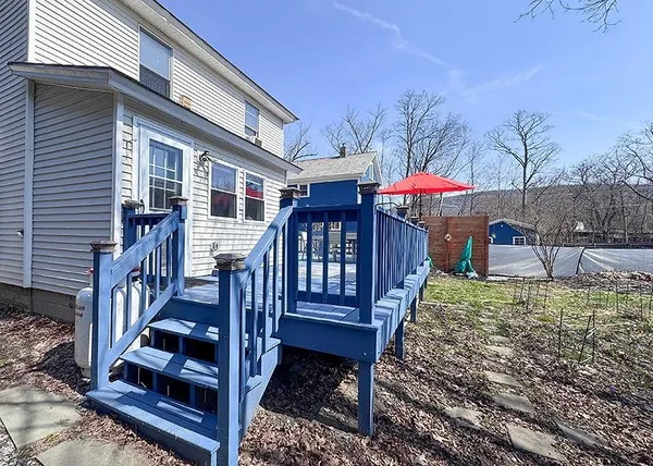 $399,900 | 16 Willow Street, Brattleboro, VT 05301