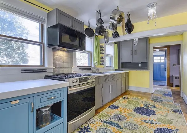 $399,900 | 16 Willow Street, Brattleboro, VT 05301