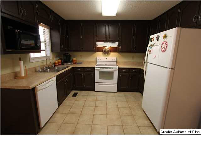 4412 Mayfair Road Anniston, AL 36207 - Photo 13 of 31