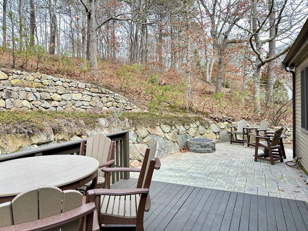 24 Conservation Drive Yarmouth, MA 02675 - Photo 10 of 28