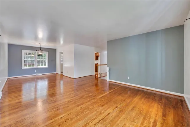 $384,950 | 4005 Chaparral Drive, Roanoke, VA 24018