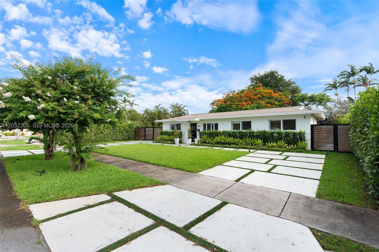 9851 Southwest 85th Terrace Miami, FL 33173 - Photo 1 of 34