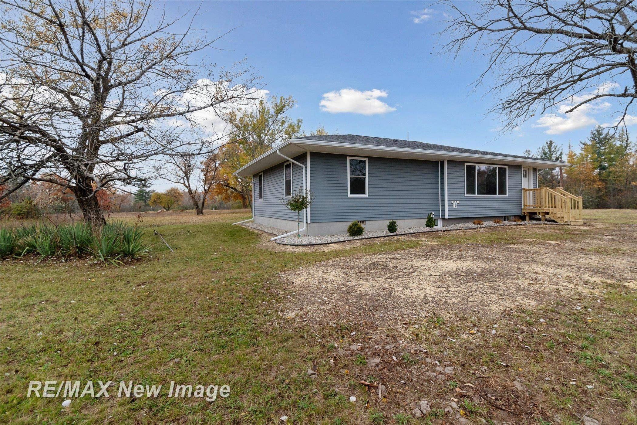 5951 East Sargent Road Gladwin, MI 48624 - Photo 22 of 28