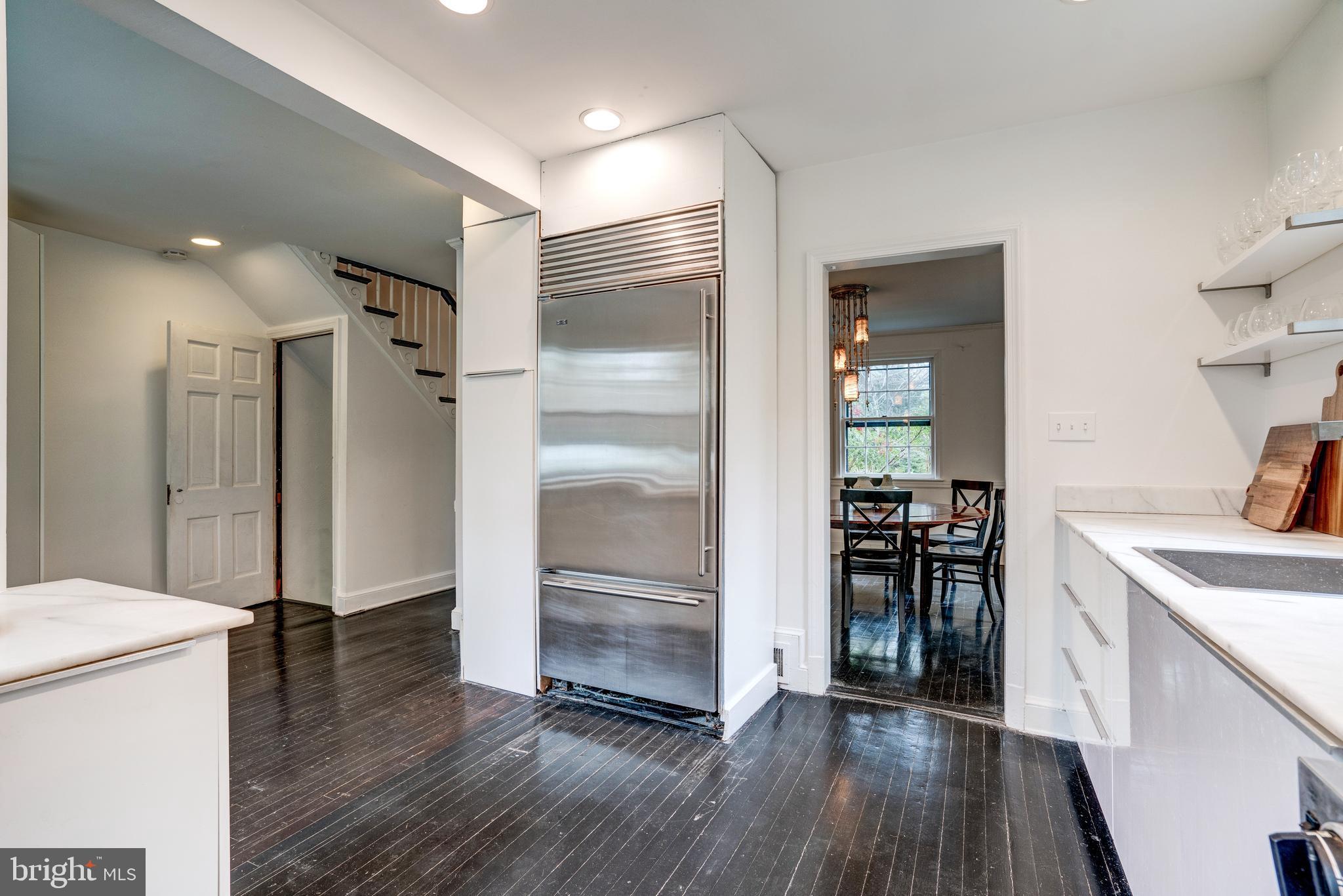 5026 Reno Road Northwest Washington, DC 20008 - Photo 10 of 30 Good flow