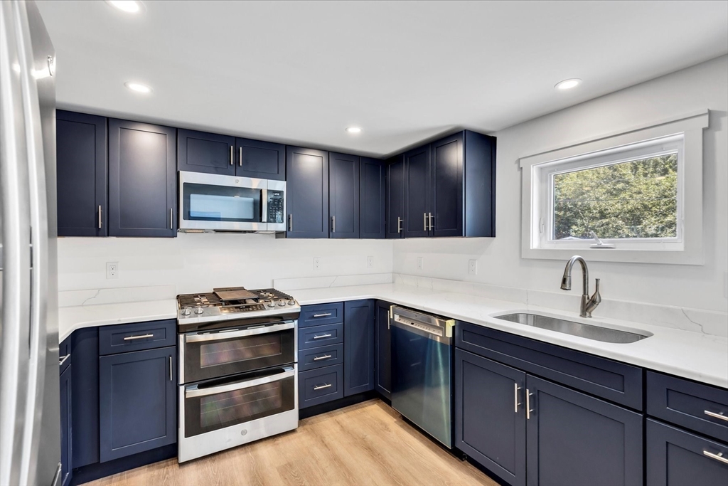 35 Locust Street Wareham, MA 02558 - Photo 18 of 35