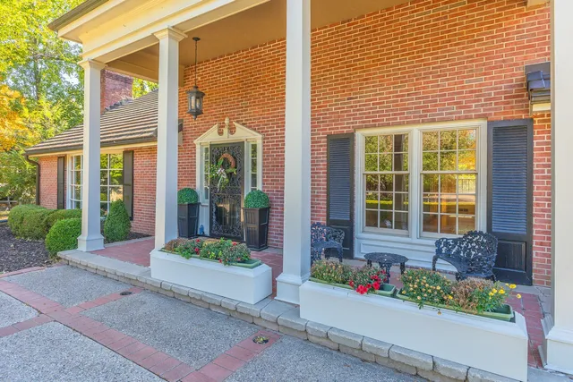 $699,000 | 2001 Cloud Street, Bloomington, IL 61701