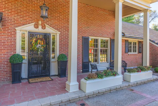 $699,000 | 2001 Cloud Street, Bloomington, IL 61701