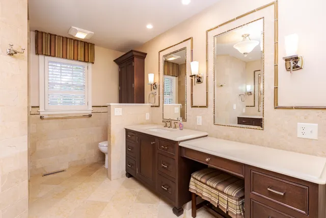 a view of a house with swimming pool