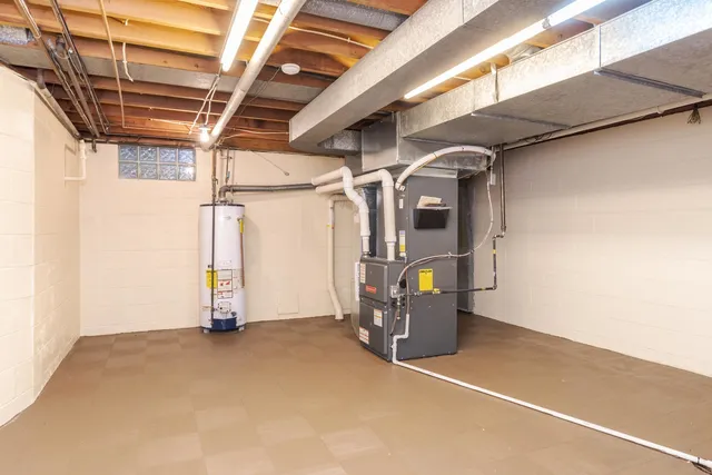 $699,000 | 2001 Cloud Street, Bloomington, IL 61701