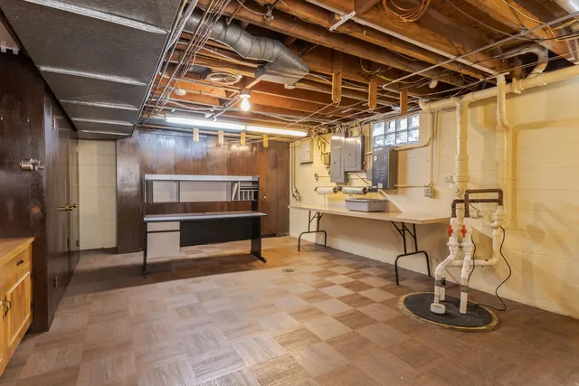 $699,000 | 2001 Cloud Street, Bloomington, IL 61701