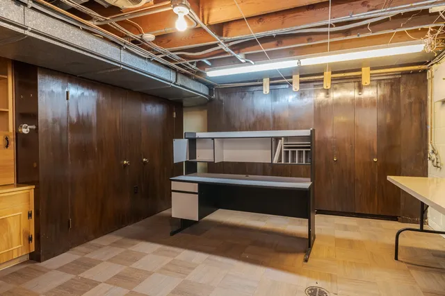 $699,000 | 2001 Cloud Street, Bloomington, IL 61701