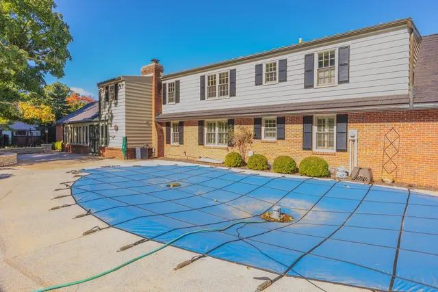 $699,000 | 2001 Cloud Street, Bloomington, IL 61701