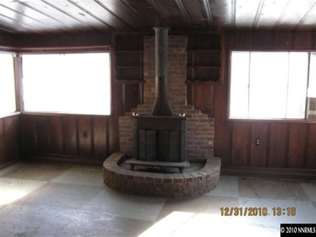 1790 Elmcrest Drive Reno, NV 89503 - Photo 5 of 7 Photo 5