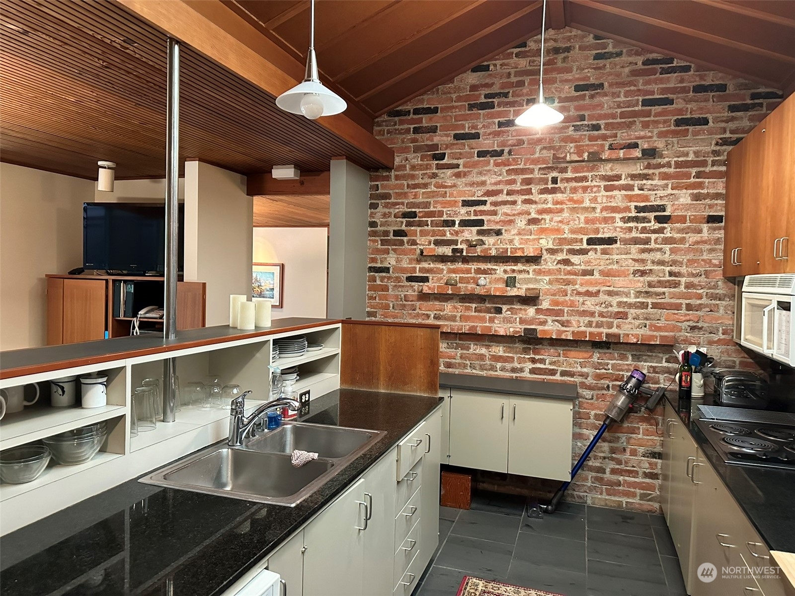 413 Ridgeway Drive Bellingham, WA 98225 - Photo 18 of 39 Gallery Image 18