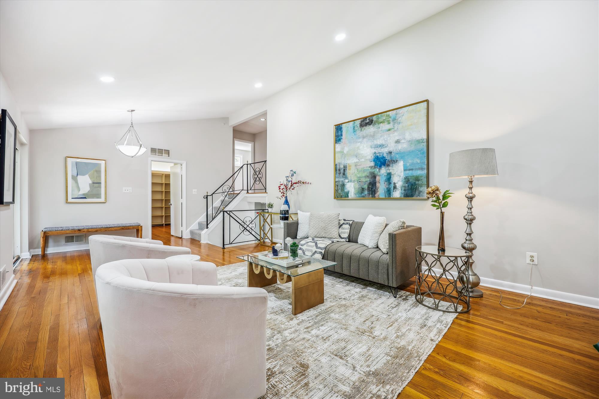 905 Kenbrook Drive Silver Spring, MD 20902 - Photo 19 of 47 a living room with furniture and a wooden floor