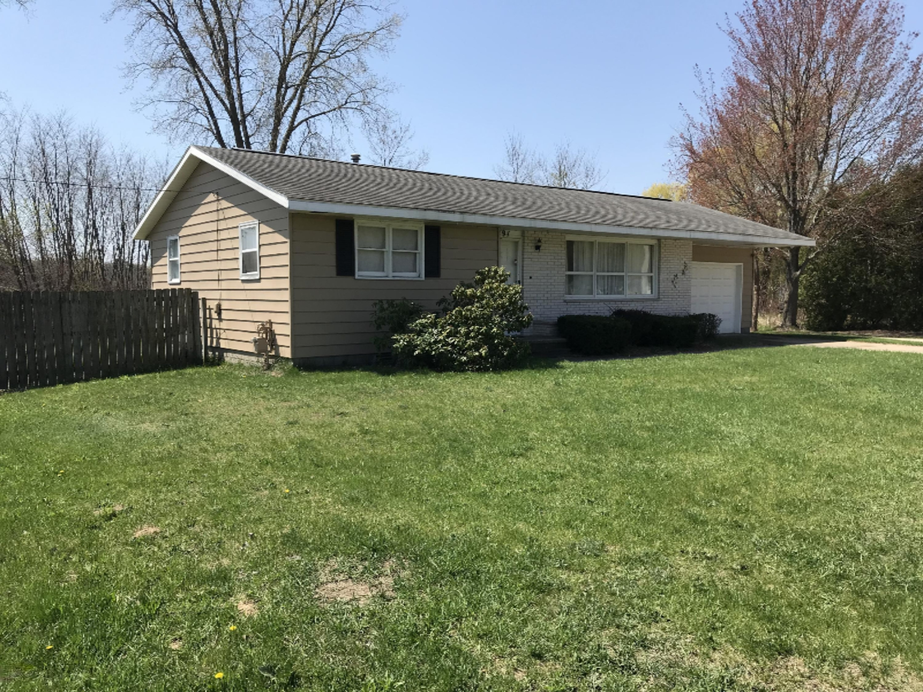 791 Dykstra Road Muskegon, MI 49445 - Photo 1 of 15 IMG_2830