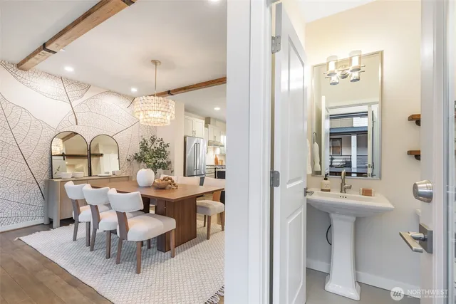 $1,298,000 | 960 6th Walk Northeast, Issaquah, WA 98029