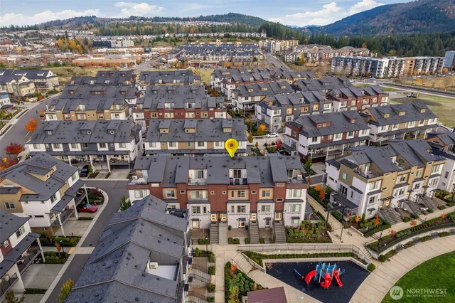 $1,298,000 | 960 6th Walk Northeast, Issaquah, WA 98029