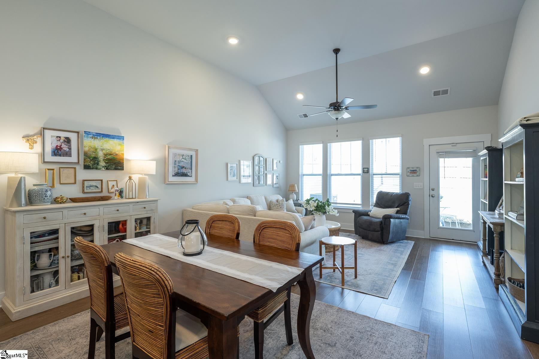 305 Albemarle Lane Greer, SC 29650 - Photo 4 of 29