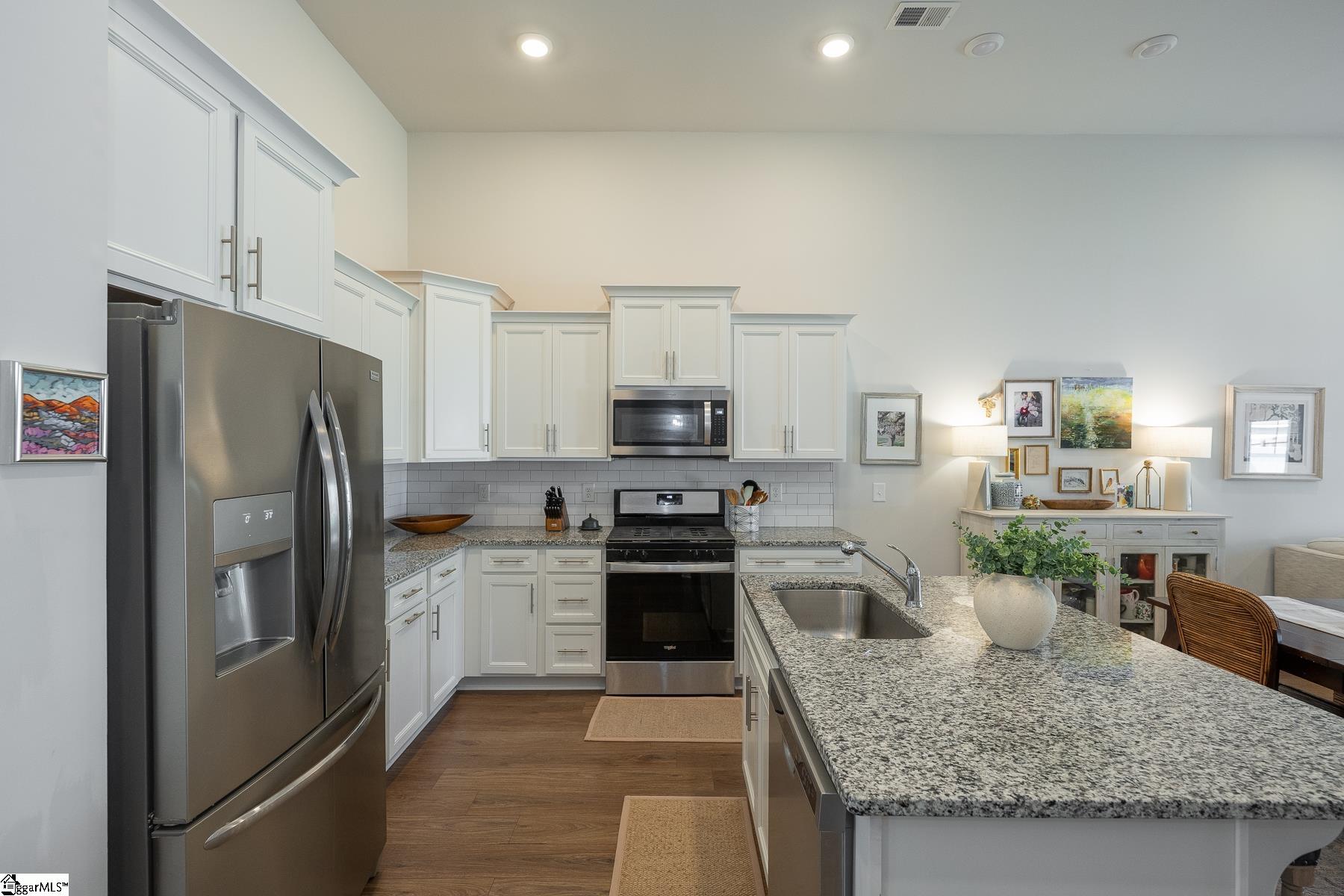 305 Albemarle Lane Greer, SC 29650 - Photo 6 of 29