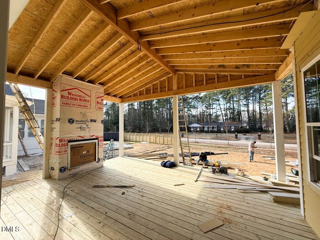6513 Burnette Flower Way Raleigh, NC 27612 - Photo 9 of 22 IMG_3648 (Medium)