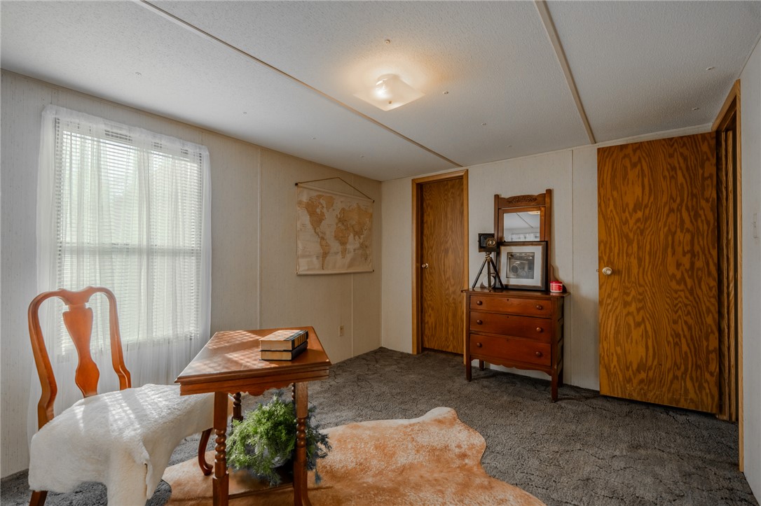 121 Kountry Lane Walhalla, SC 29691 - Photo 22 of 31 This versatile space provides a comfortable retreat, perfect for relaxation or productive work.