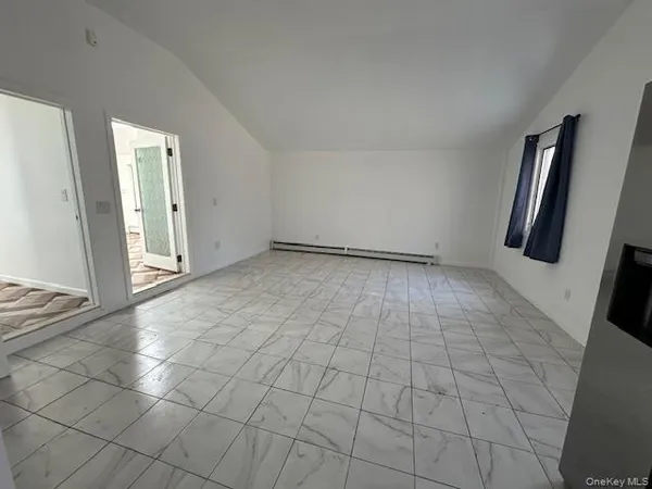 $2,000 | 10 Fenwood Drive, Unit C, Pawling, NY 12564