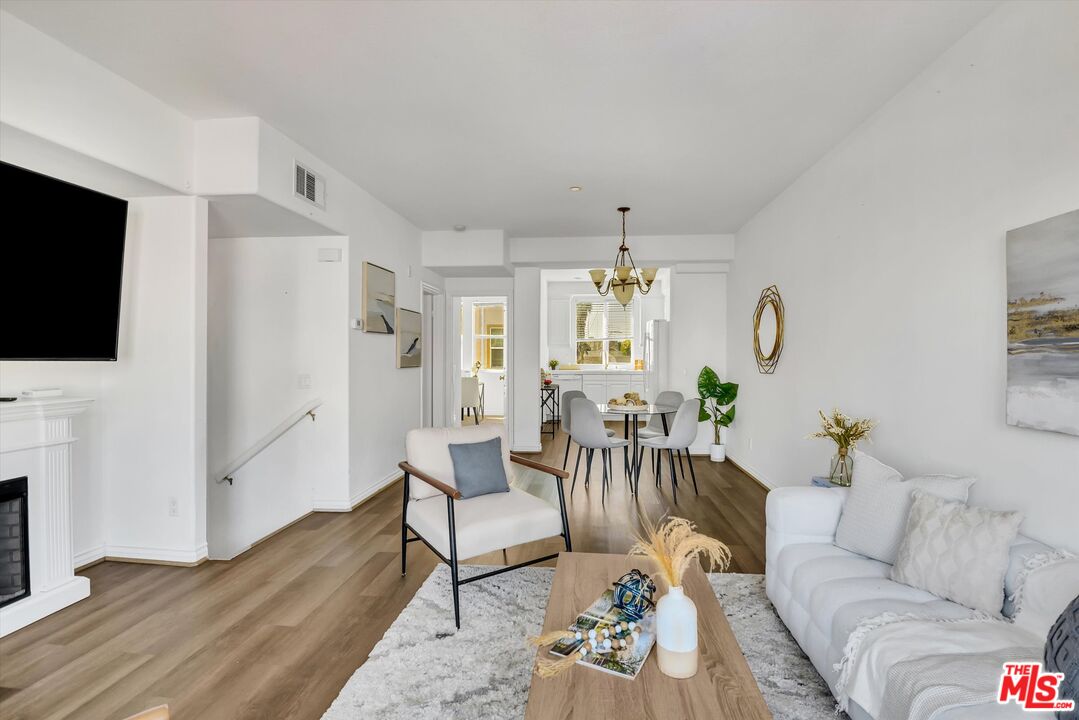 659 South A Street Oxnard, CA 93030 - Photo 15 of 17